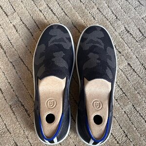 Rothy's Black and Blue Women's Camo Loafers Size 6.5